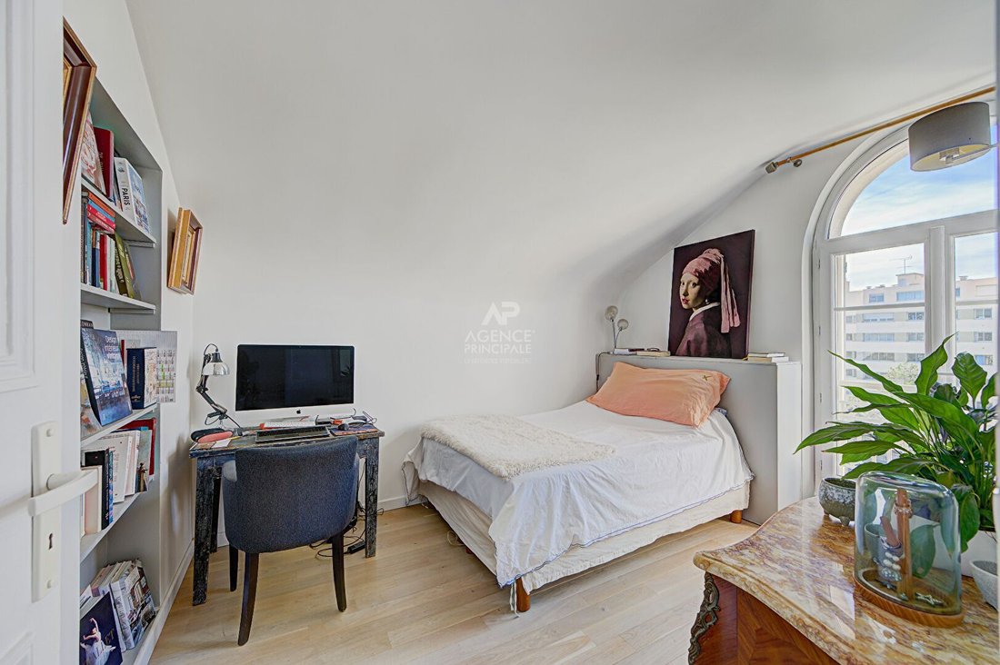 Apartment in Forêt, Saint-Germain-en-Laye, France 4 - 19049088