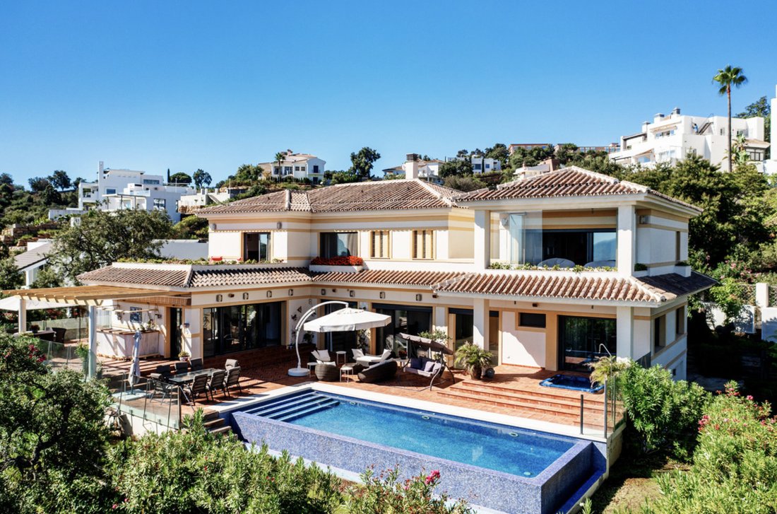 Villa in Elviria-Cabopino, Marbella, Spanien 2 - 19049452