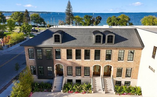 Villa in Garfield Township, Michigan, United States 1