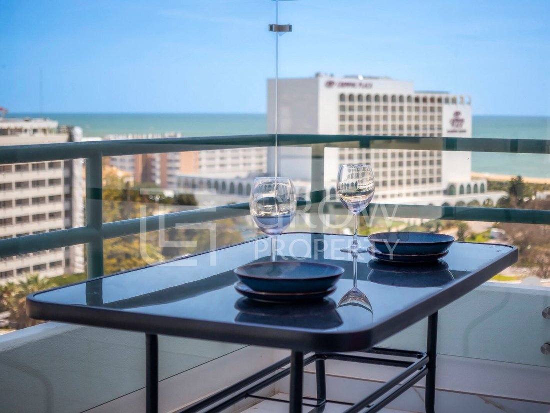 Apartment in Vilamoura, Quarteira, Algarve 1 - 19049359