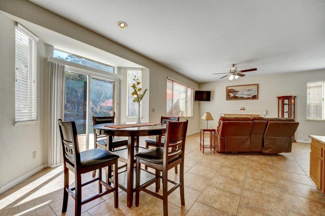 Casa en Oakley, California, Estados Unidos 5 - 19049458