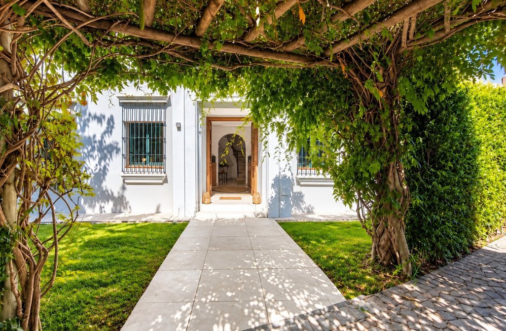 Villa in Sotogrande, San Roque, Andalusia 2 - 19049354