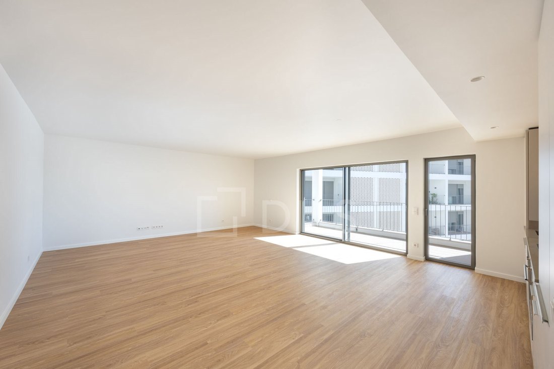 Appartement à Santo António dos Cavaleiros, Lisbonne, Portugal 3 - 17358061