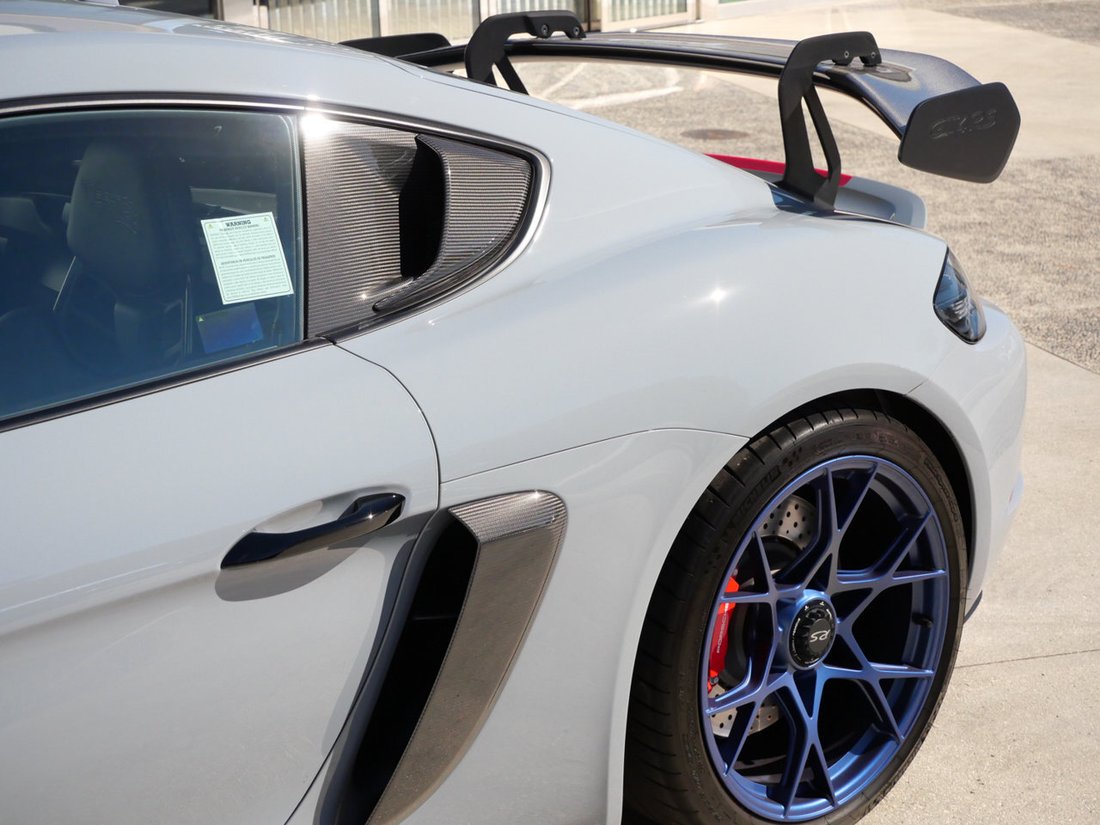 Coupe in Thousand Oaks, CA, United States 5 - 19049108