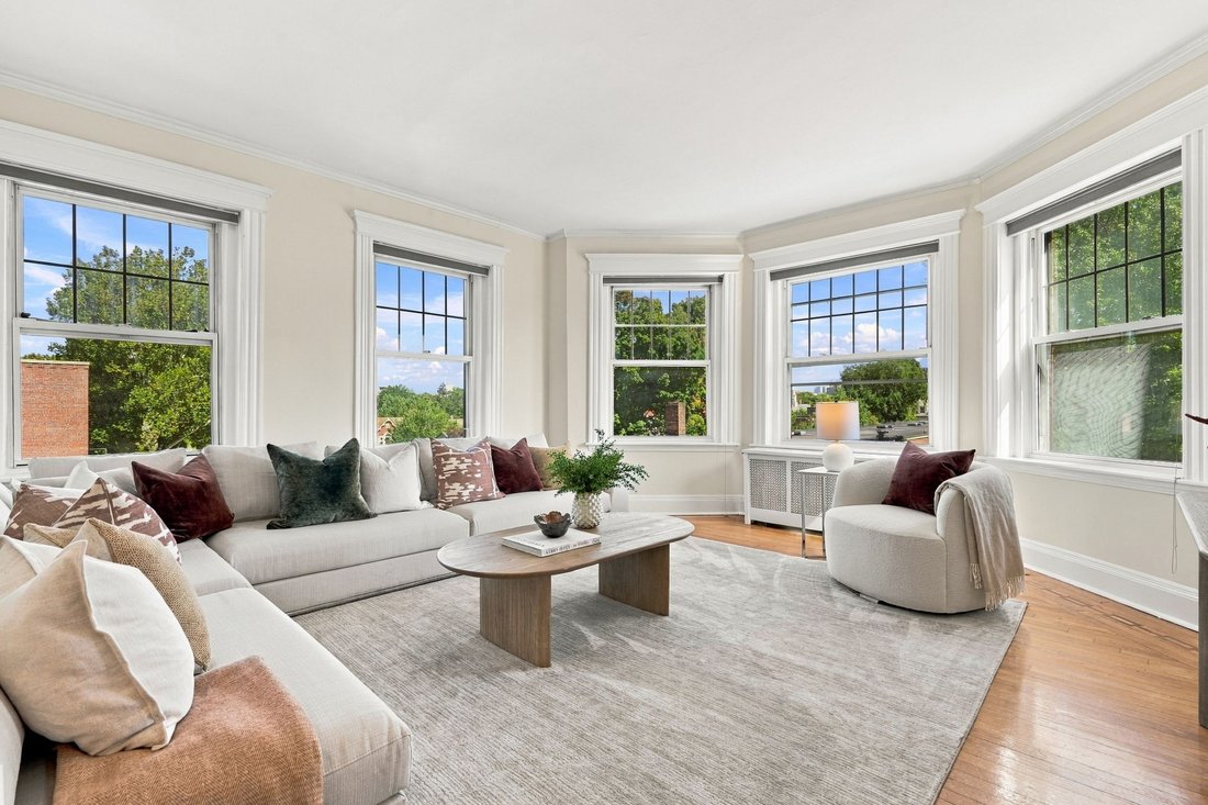 Condo in Brookline, Massachusetts, United States 1 - 19049192
