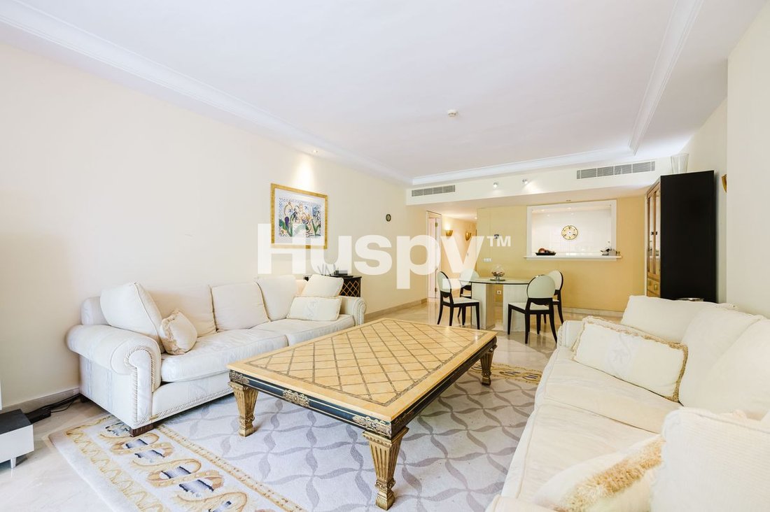 Apartamento en Estepona, Andalucía, España 5 - 19046859