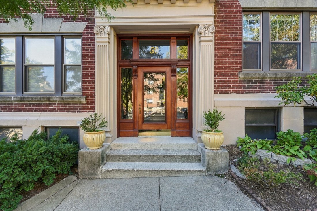 Condo in Brookline, Massachusetts, United States 4 - 19049192