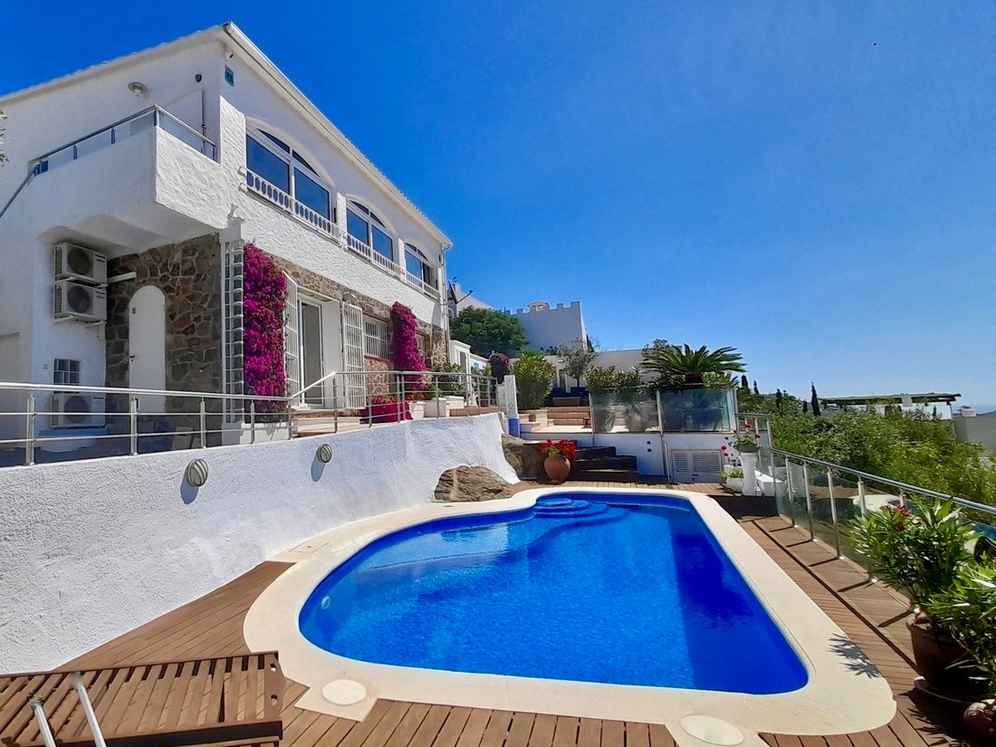 Villa en Rosas, Cataluña, España 1 - 16544737