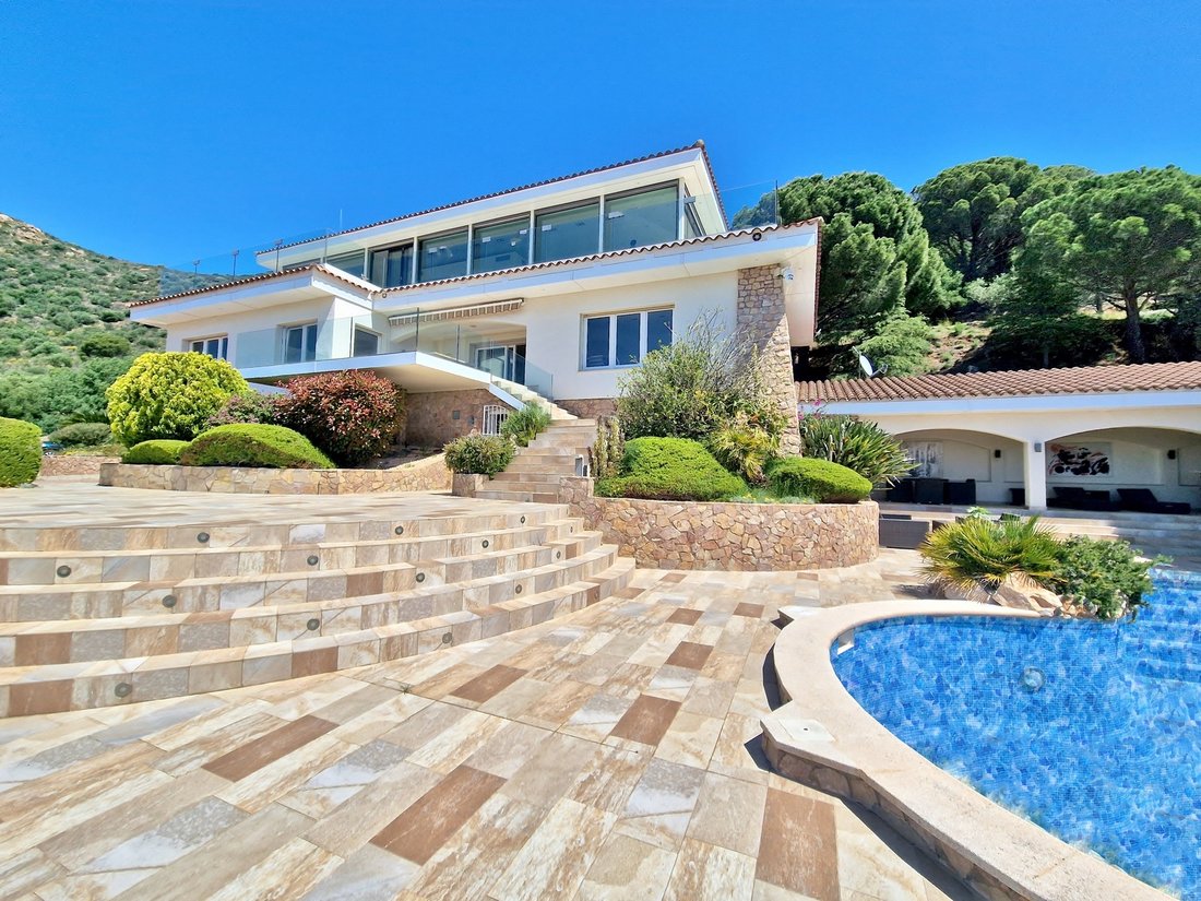 Villa en Rosas, Cataluña, España 4 - 16544747