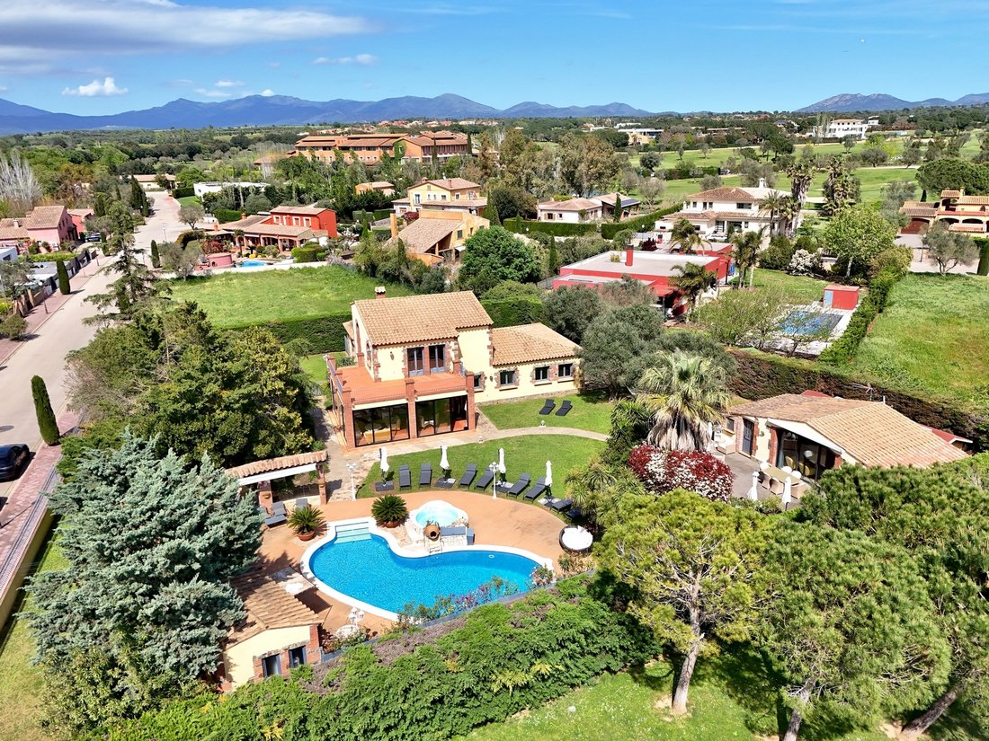 Villa à Peralada, Catalogne, Espagne 2 - 16544762