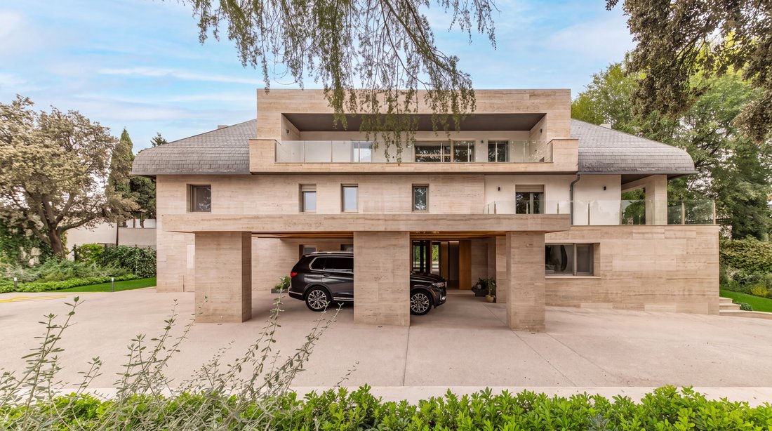 Chalet in La Moraleja, Alcobendas, Comunidad de Madrid 3 - 19050225