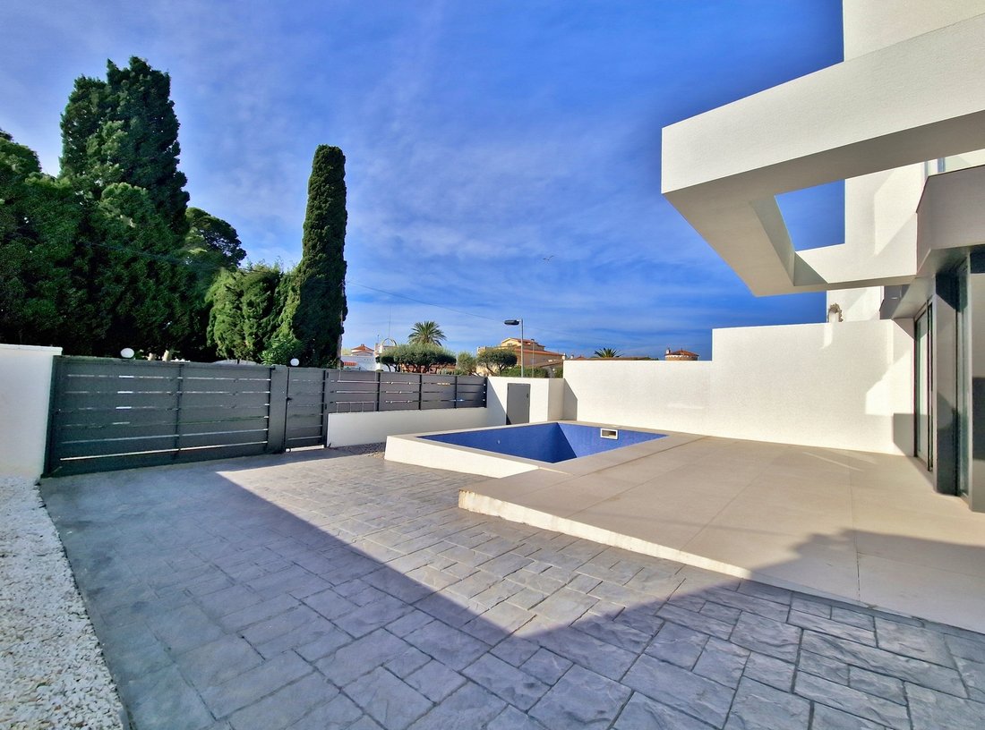 Casa a Empuriabrava, Catalogna, Spagna 2 - 16555903