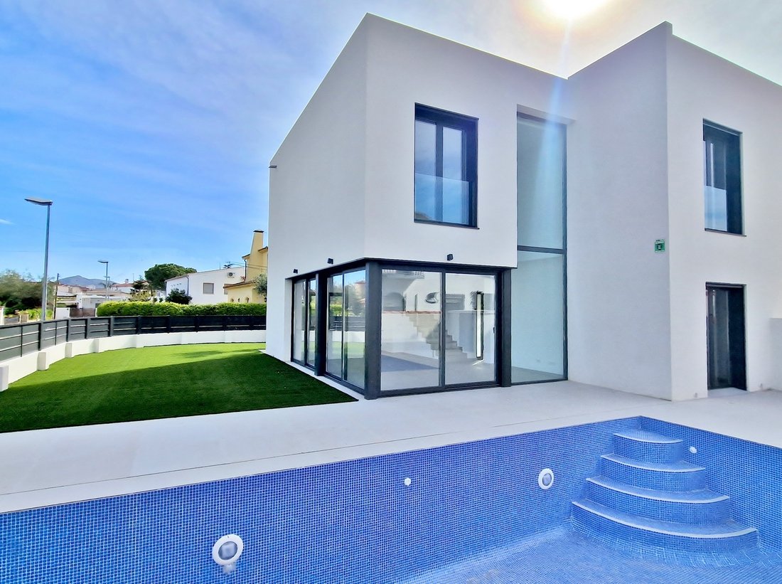 Haus in Empuriabrava, Katalonien, Spanien 5 - 16544712