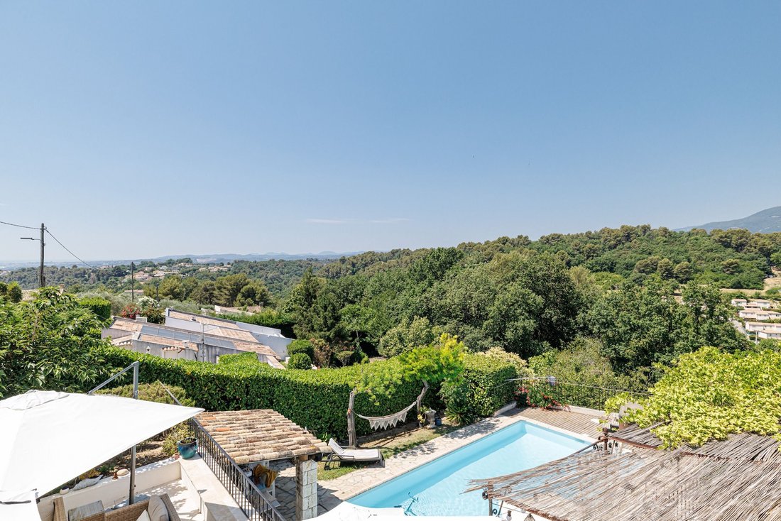 Villa in Sud, La Gaude, France 2 - 19050392
