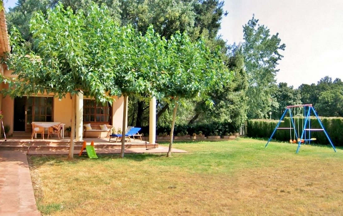 Villa in Avinyonet de Puigventos, Catalonia, Spain 3 - 16544685