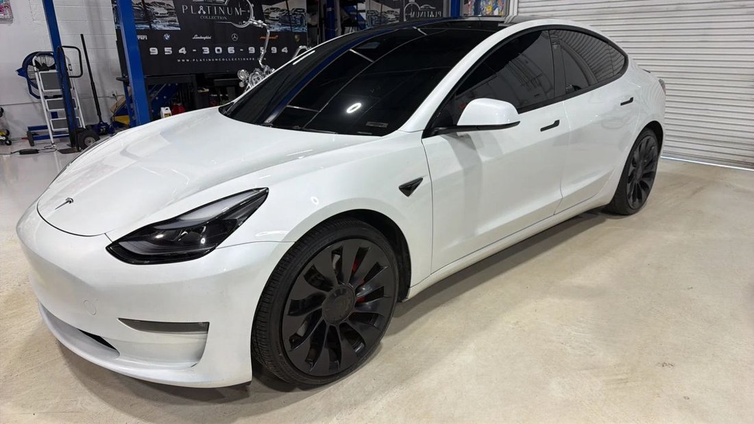 Sedan in Boynton Beach, FL, United States 2 - 19049844