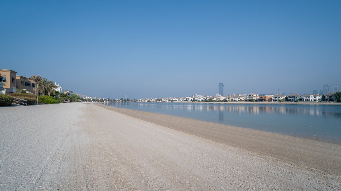 Villa in Palm Jumeirah, Dubai, United Arab Emirates 2 - 19049525