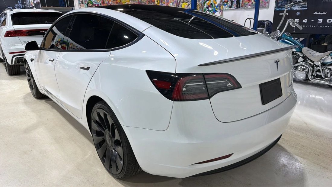 Sedan in Boynton Beach, FL, United States 3 - 19049844