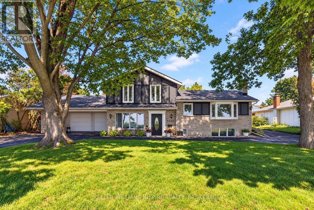 House in Amherstview, Ontario, Canada 2 - 19050201