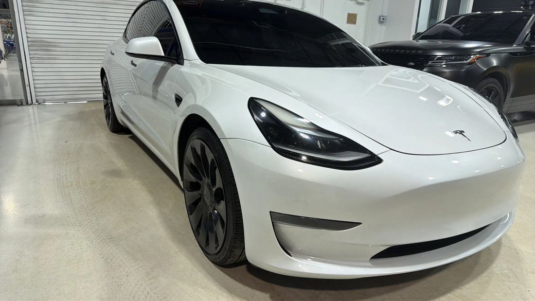 Sedan in Boynton Beach, FL, United States 1 - 19049844