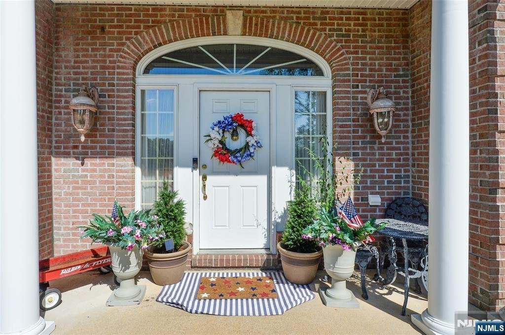 House in North Haledon, New Jersey, United States 3 - 19050382