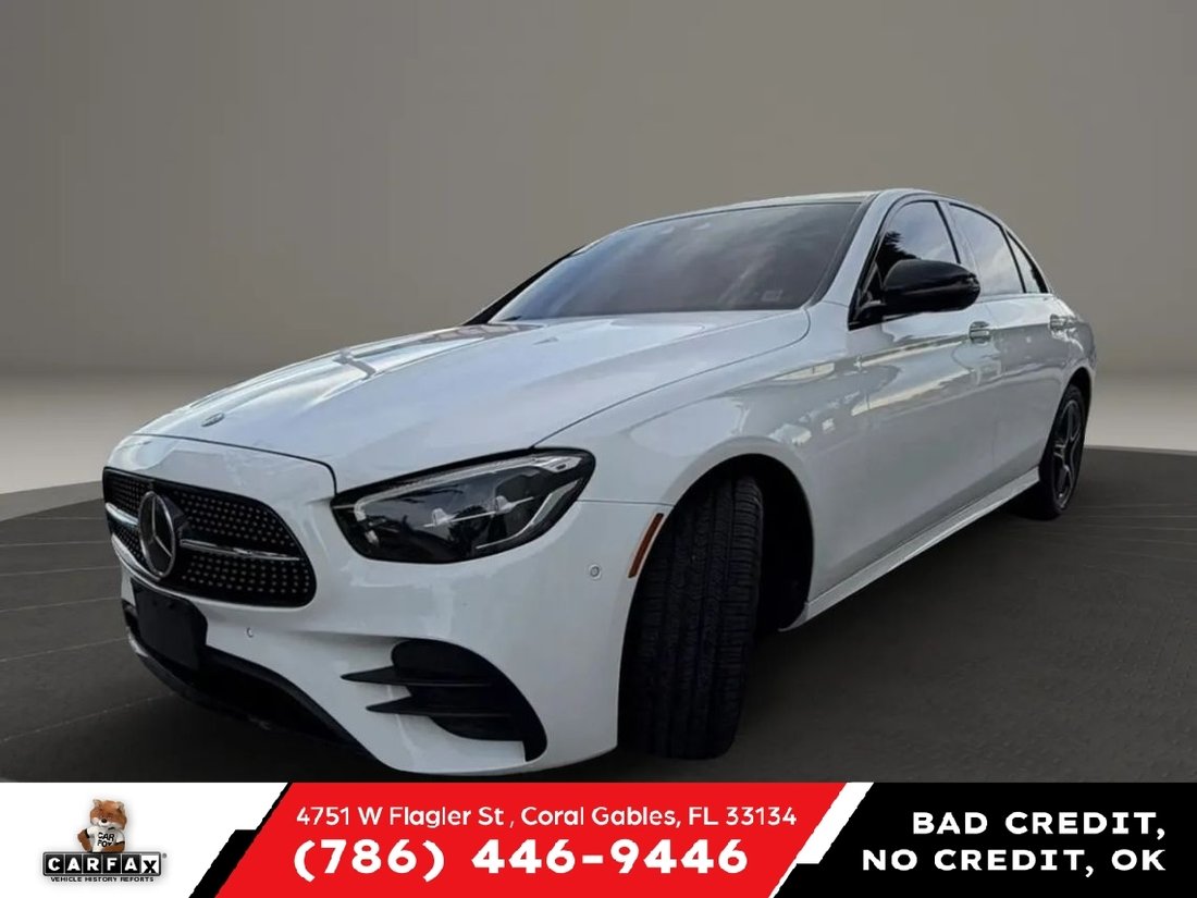 Sedan in Coral Gables, FL, United States 1 - 19050047