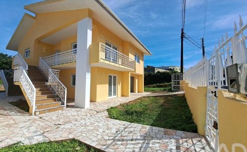Townhouse in Santa Maria da Feira, Aveiro District, Portugal 1