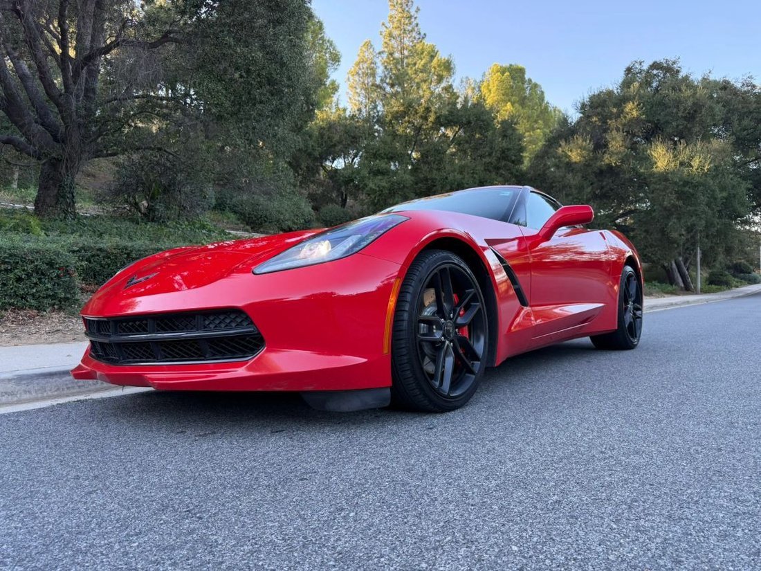 Coupe in Newbury Park, CA, United States 3 - 19049928