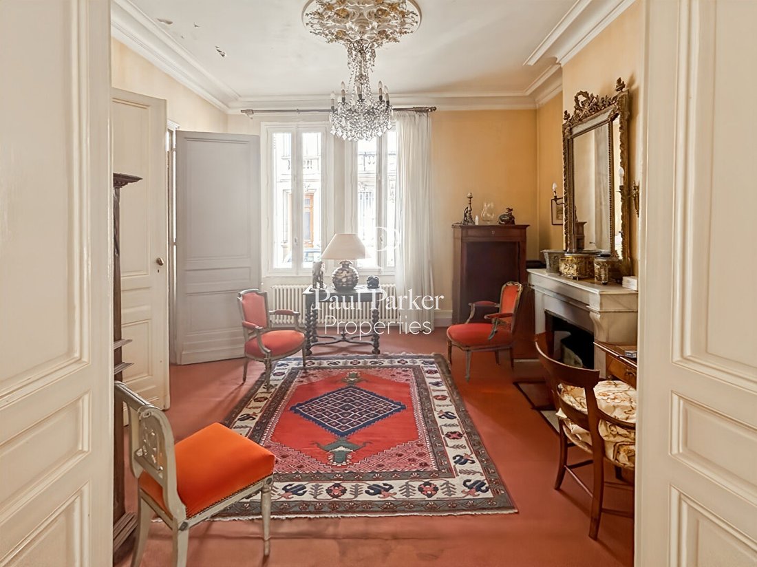 Villa in Hôtel de Ville-Quinconce-Saint Seurin-Fondaudège, Bordeaux, France 4 - 19050244