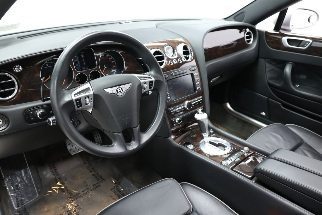 Sedan in Jacksonville, Florida, United States 2 - 12614039