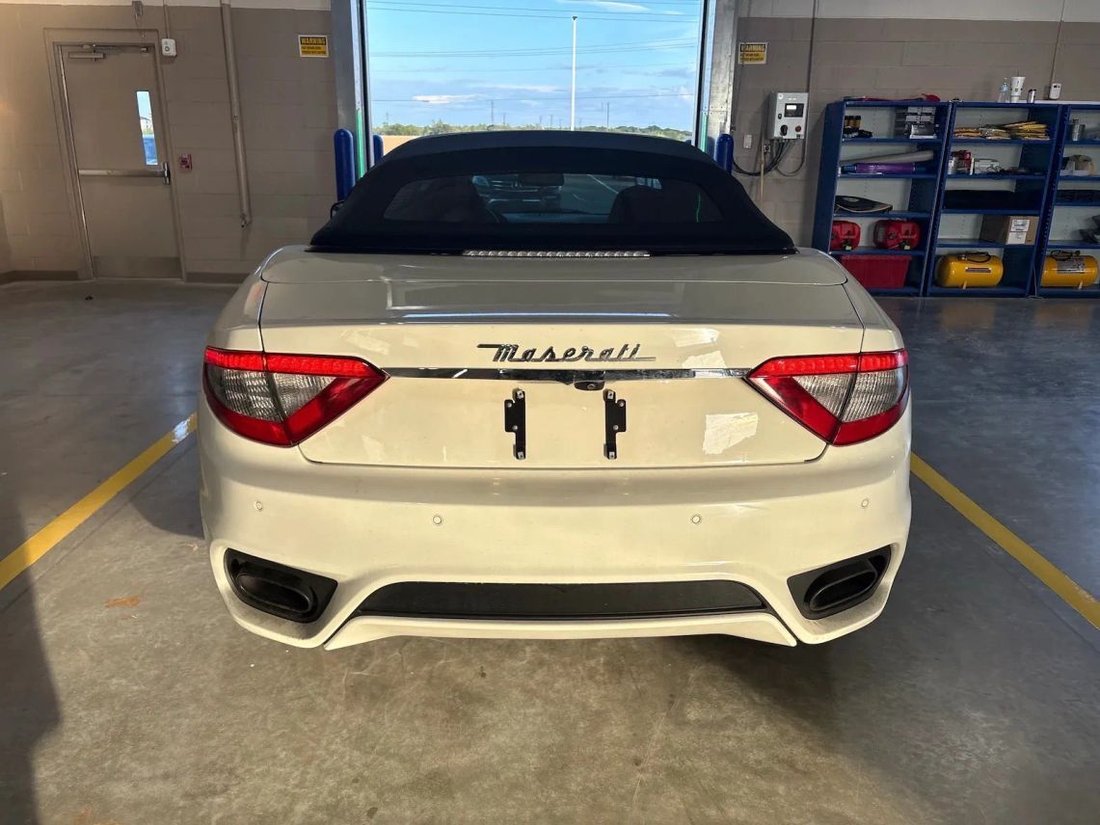Cabriolet in Jacksonville, FL, United States 4 - 19049968