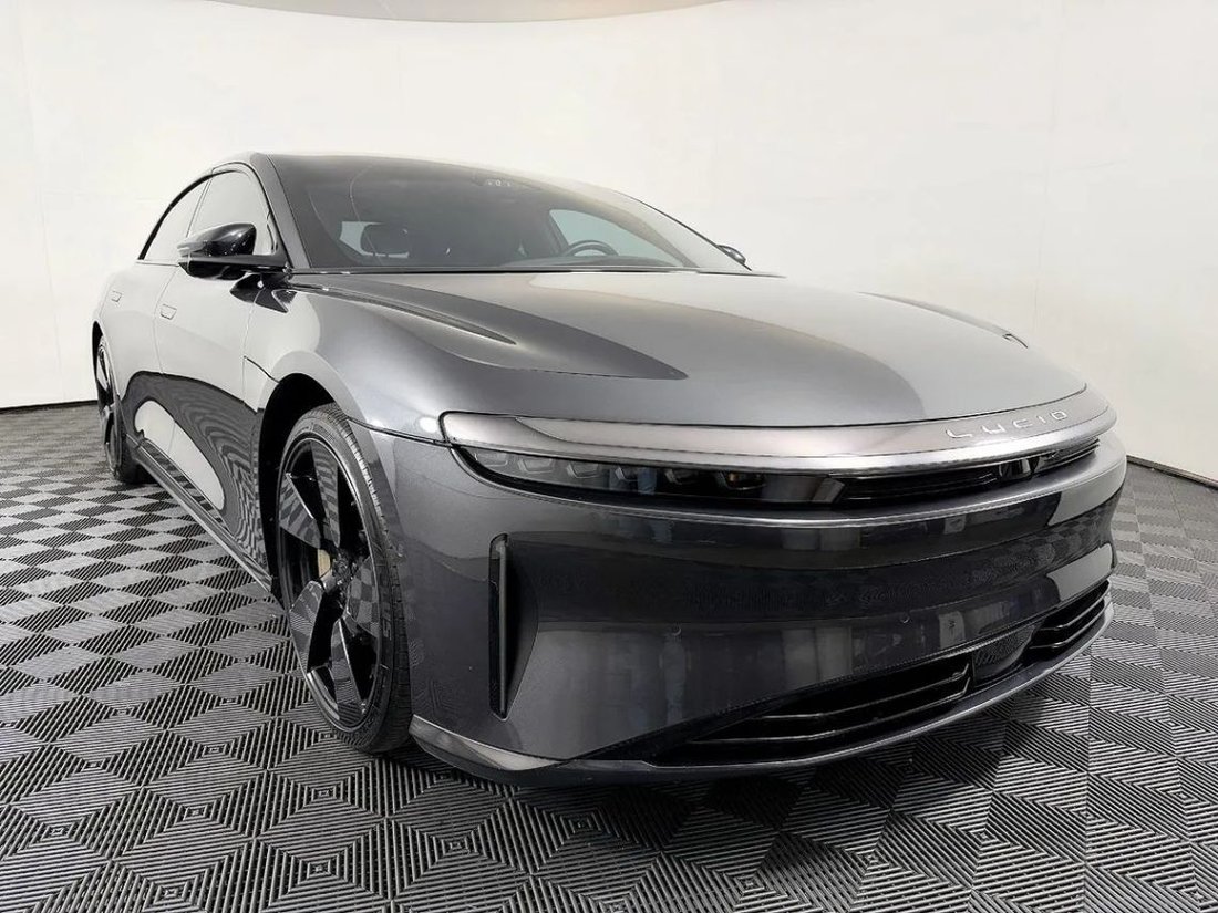 Sedan in Lynnwood, WA, United States 5 - 19050001
