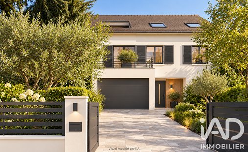 House in Plateau-Mont Valérien, Rueil-Malmaison, France 1