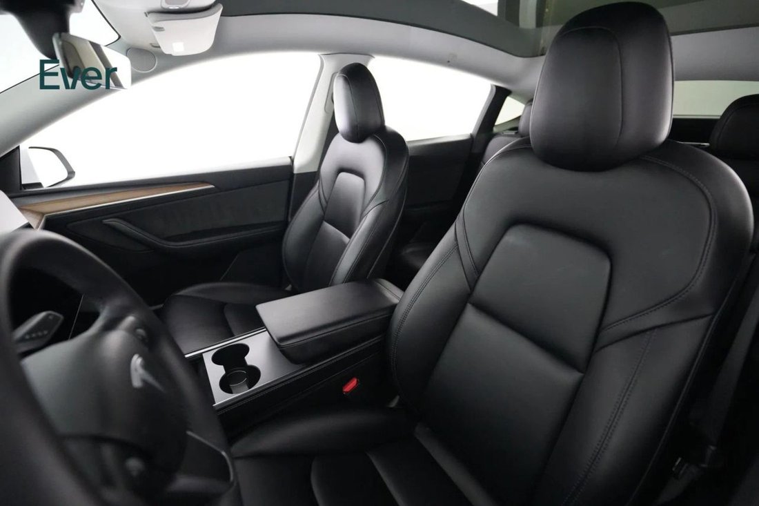 Suv in San Francisco, CA, United States 4 - 19005259