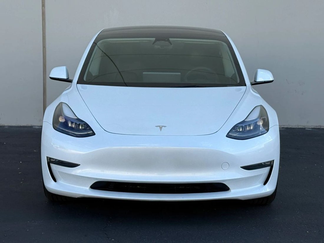 Sedan in Phoenix, AZ, United States 2 - 19049863