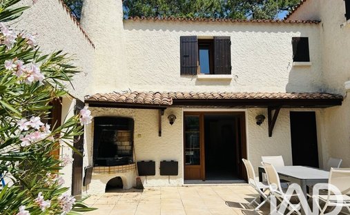 Maison à Saint-Georges-de-Didonne, Nouvelle-Aquitaine, France 1