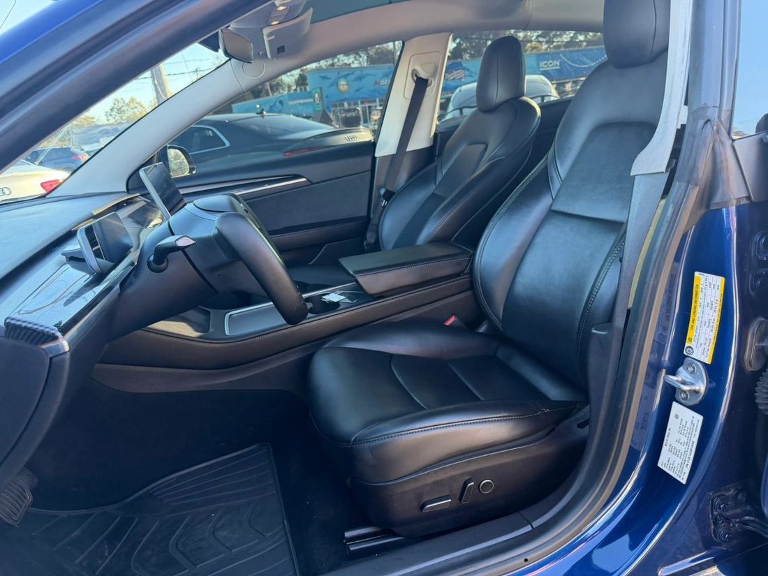 Sedan in Virginia Beach, VA, United States 4 - 19049879