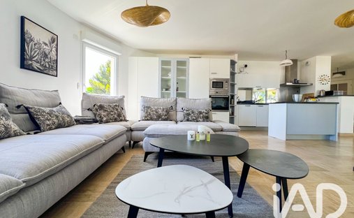 Wohnung in Hyères, Provence-Alpes-Côte d'Azur, Frankreich 1