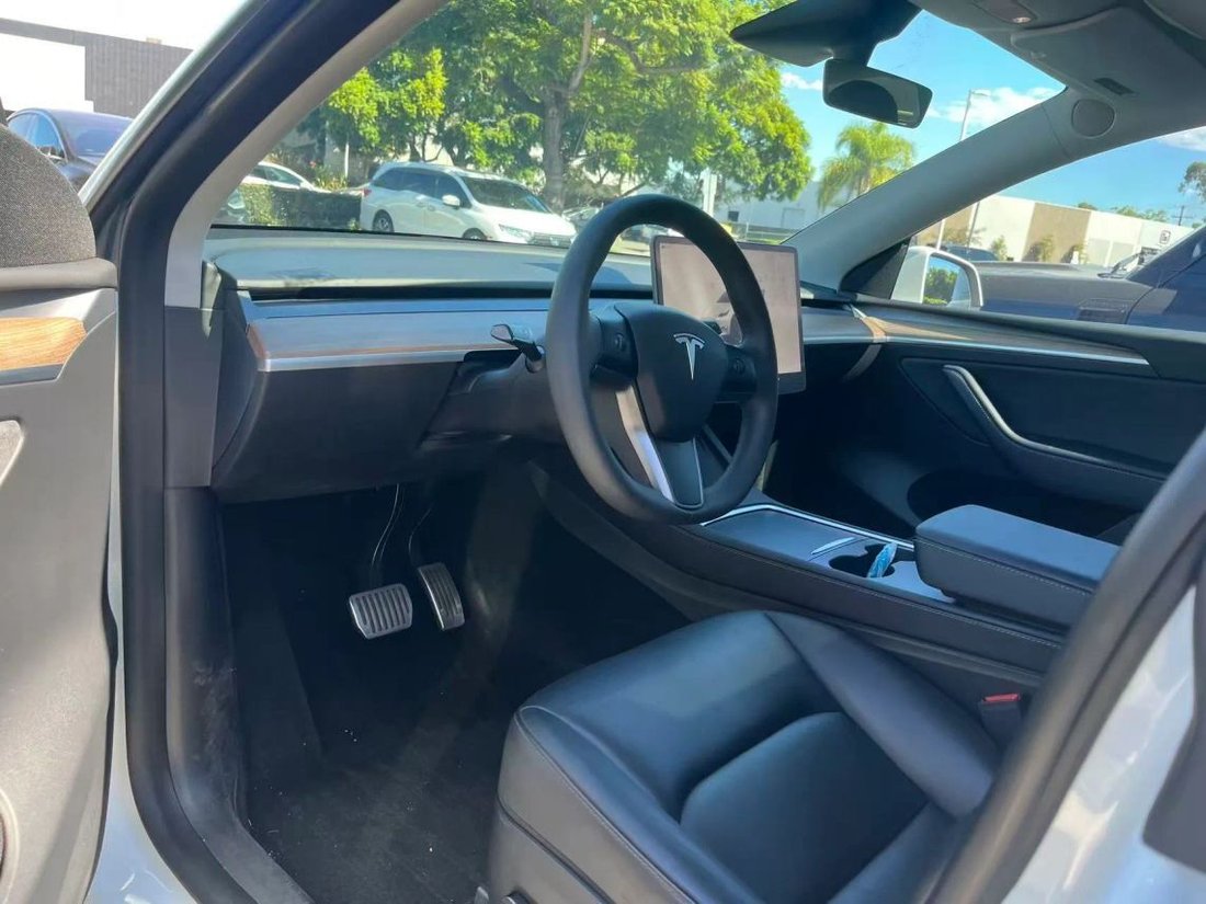 Suv in Costa Mesa, CA, United States 3 - 19049830