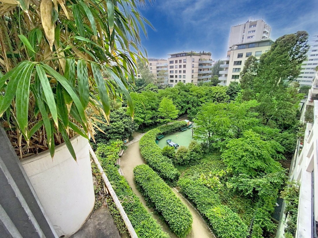 Apartment in Pereire-Malesherbes, Paris 17e Arrondissement, Paris 2 - 19050366