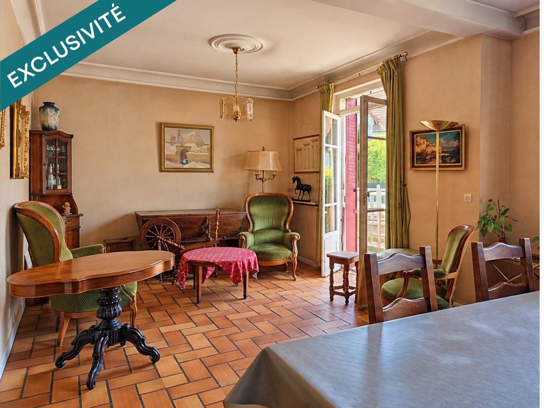 Casa en La Varenne, Saint-Maur-des-Fossés, Francia 1 - 19050324