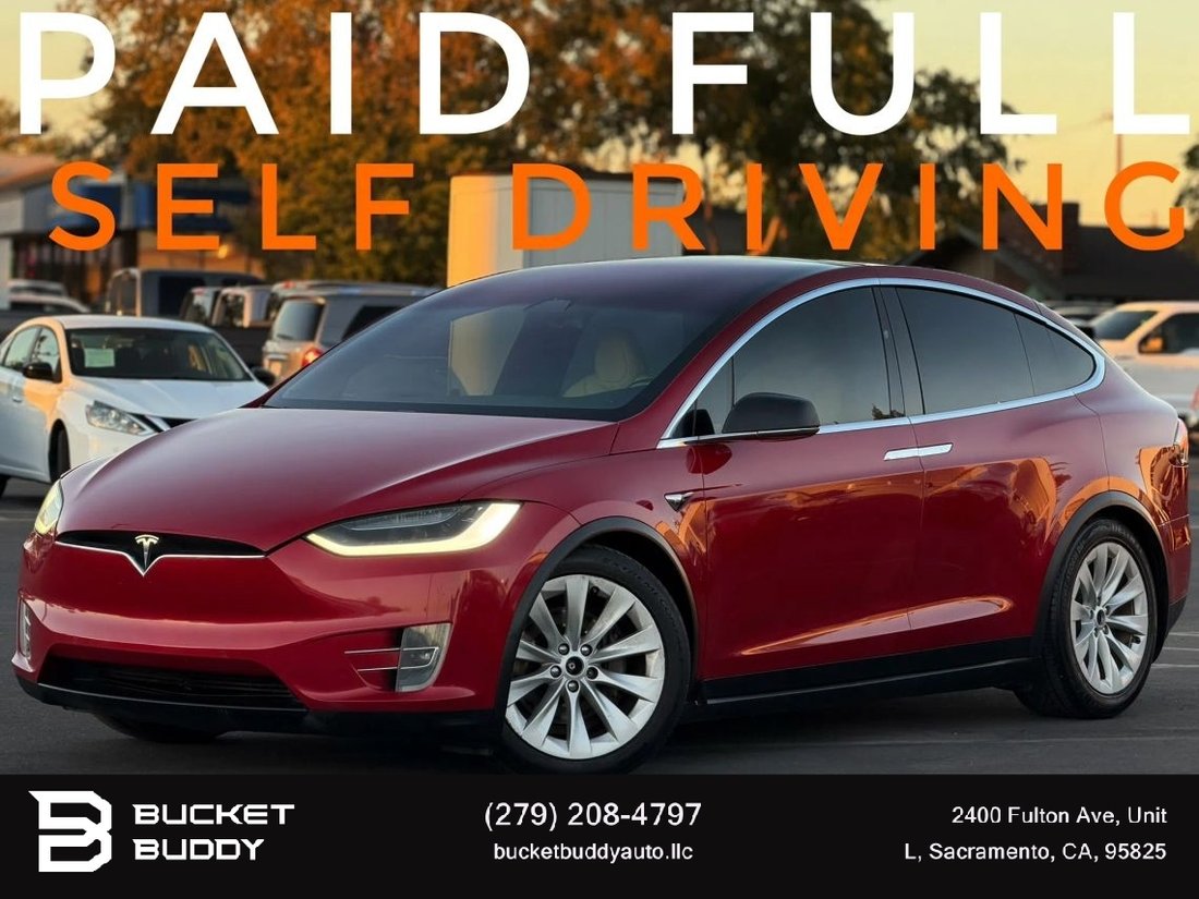 Suv in Sacramento, CA, United States 1 - 19049794