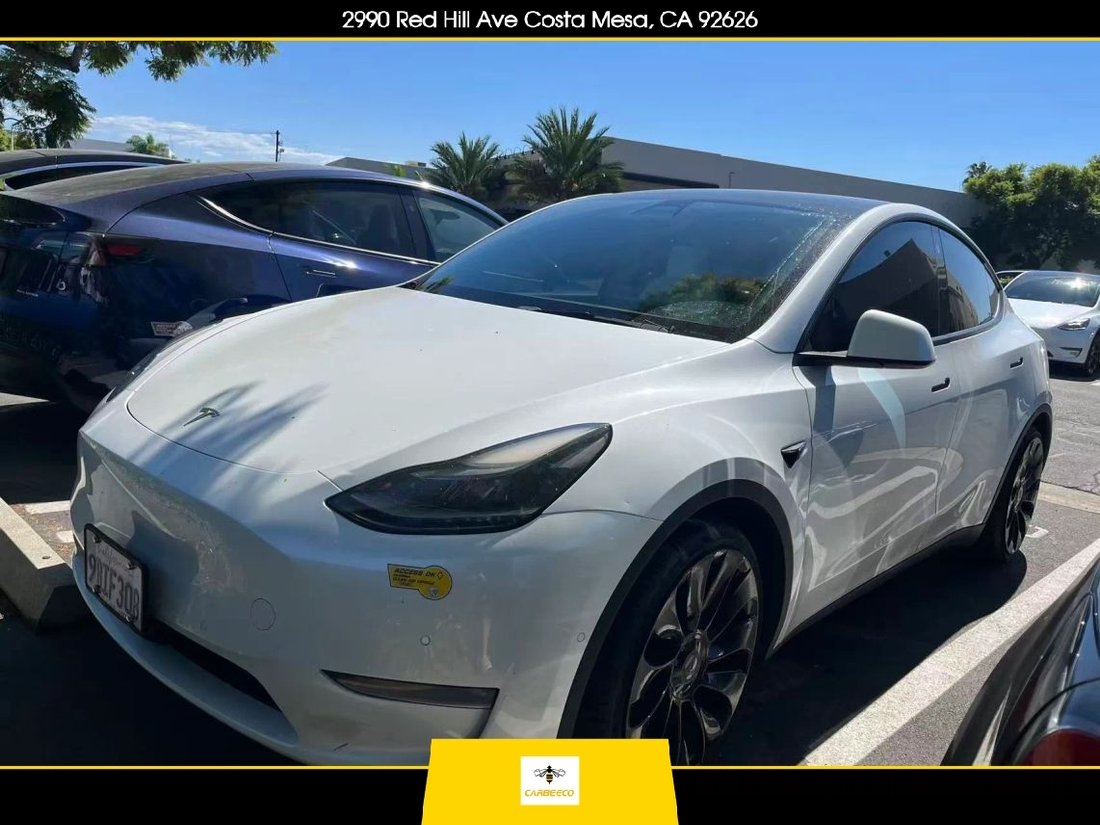 Suv in Costa Mesa, CA, United States 1 - 19049811