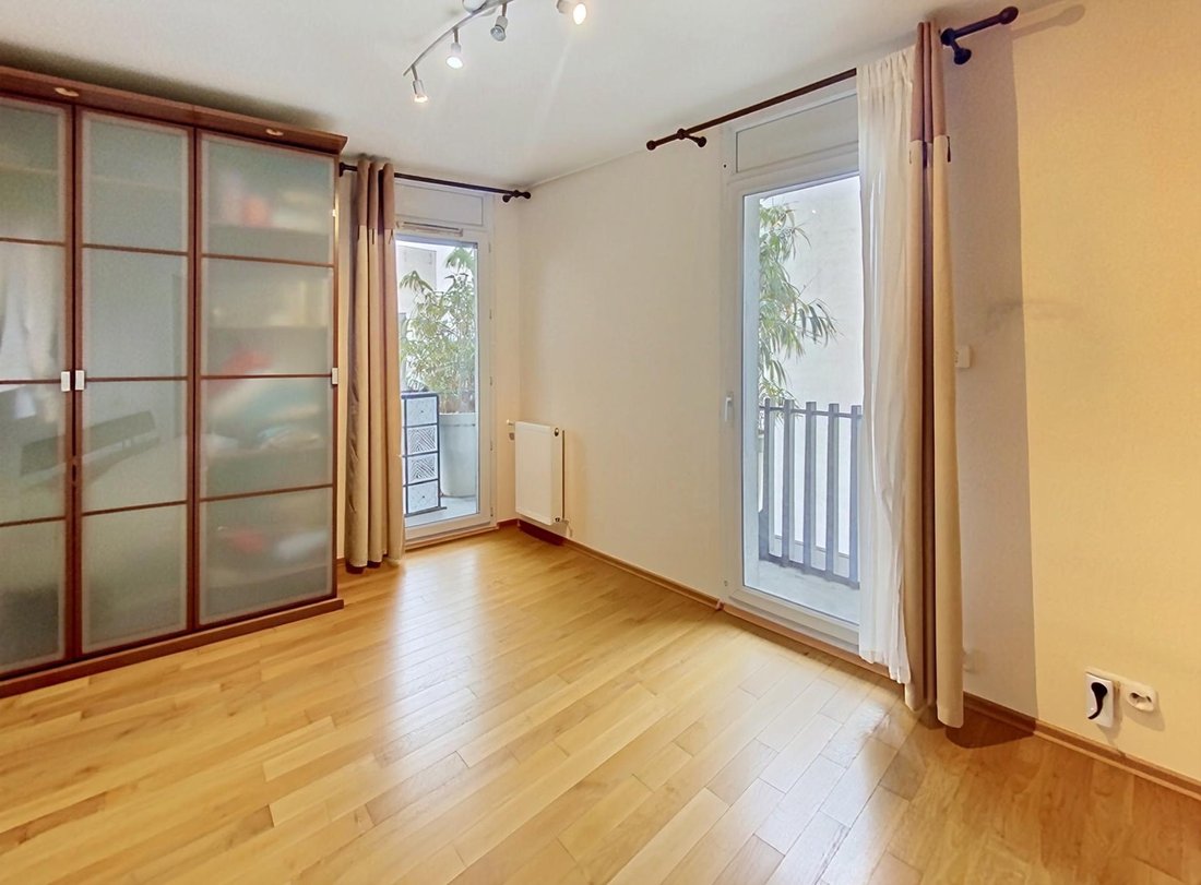 Apartment in Pereire-Malesherbes, Paris 17e Arrondissement, Paris 5 - 19050366