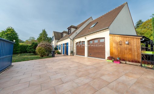 Maison à Orry-la-Ville, Hauts-de-France, France 1
