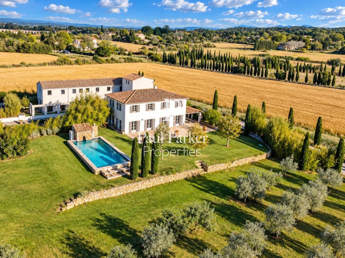 Villa à Granettes-Jauberte-Sainte Anne, Aix-en-Provence, France 2 - 17902456