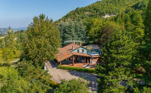 Farm Ranch in Brignano-Frascata, Piedmont, Italy 1