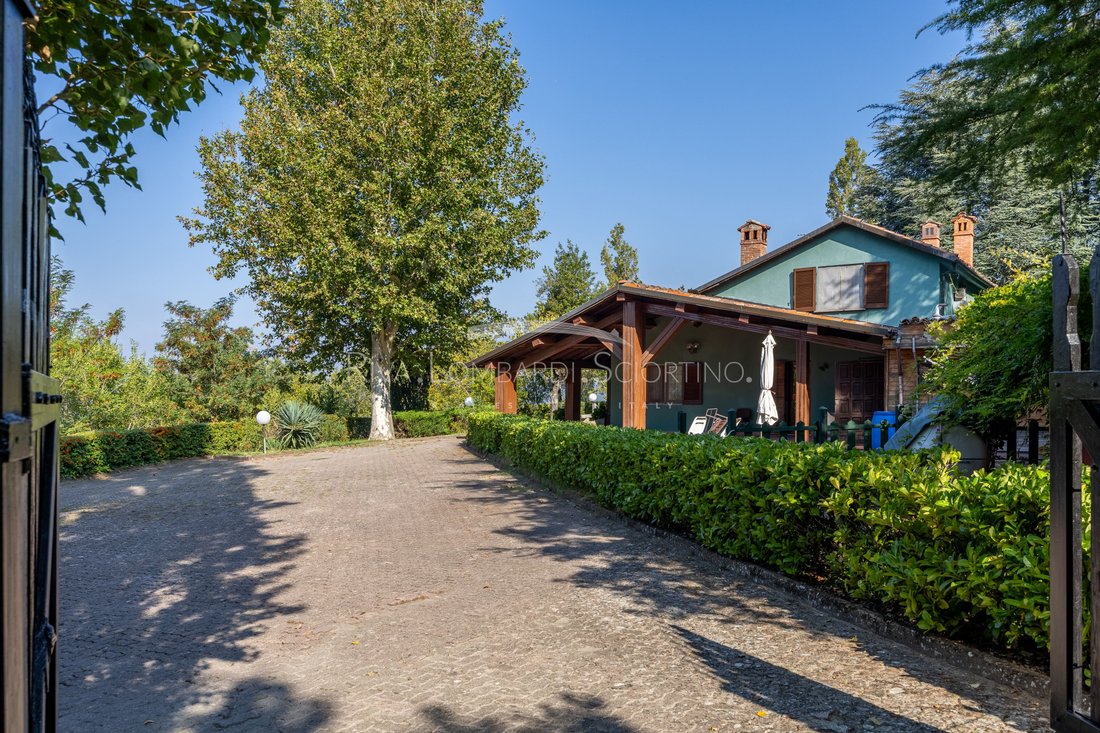 Farm Ranch in Brignano-Frascata, Piedmont, Italy 2 - 19050545