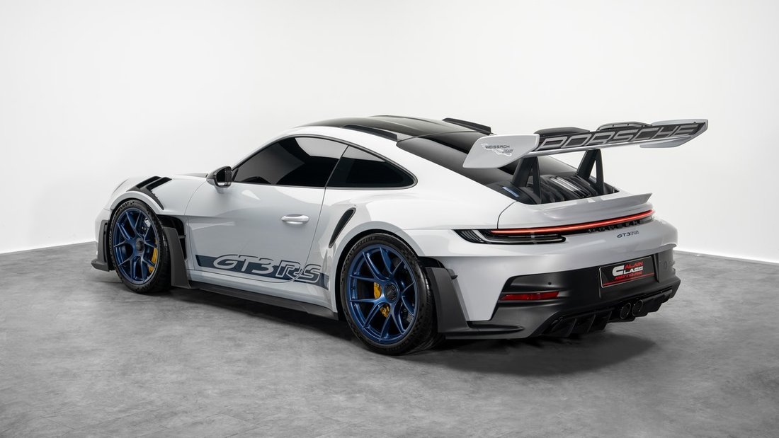 Coupe in Dubai, United Arab Emirates 2 - 19050426