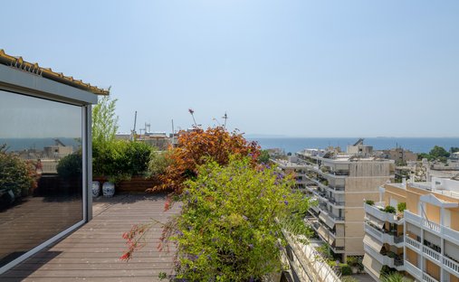 Haus in South Athens, Attika, Griechenland 1